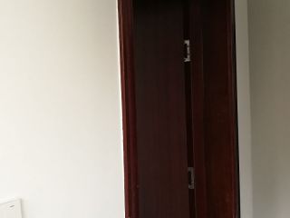 成品门及墙纸铺贴