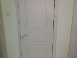 成品门及墙纸铺贴