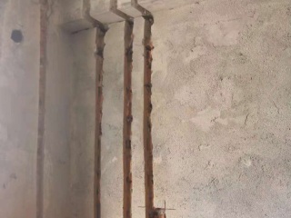 水、电管开槽施工