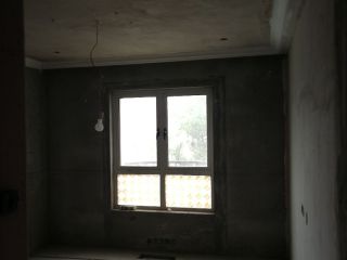 地砖铺贴及地面找平施作