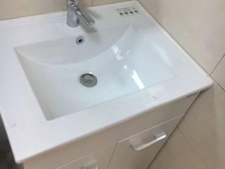 洁具、五金、电器安装