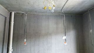 水、电管开槽施作