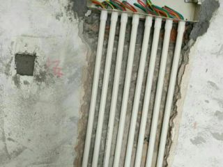 强、弱电路穿线施作