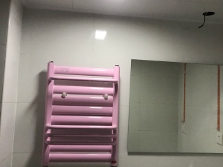 集成吊顶及橱柜柜体安装
