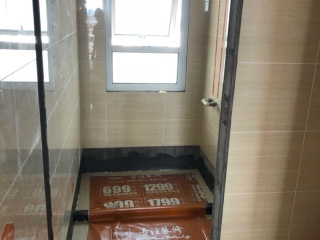厨房、卫生间墙砖施作
