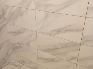 地砖铺贴及地面找平施作