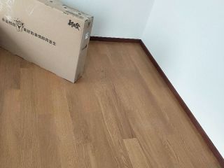 实木复合地板铺设