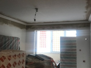 墙、顶面腻子批嵌