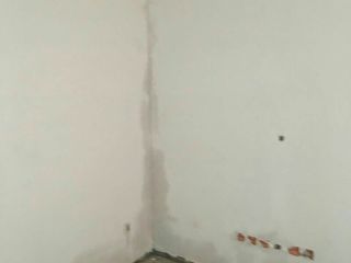 墙、顶面腻子批嵌