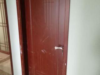 成品门及墙纸铺贴
