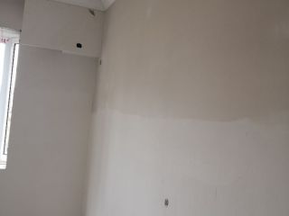 墙、顶面腻子批嵌