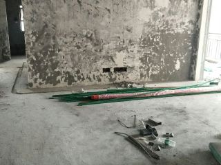 水、电管开槽施作